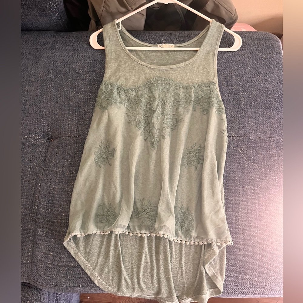 Green Laced flowy tank top